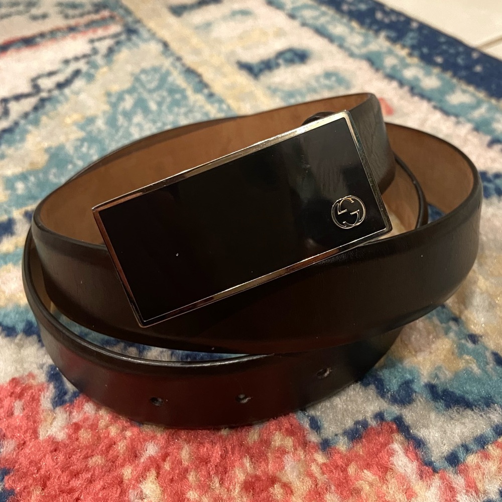 Gucci Dark Brown Leather Belt with Black and Silver rectangle buckle